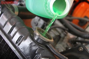 9 Gejala Kerusakan Sistem Pendingin Mesin Mobil Berikut Solusinya - Gridoto