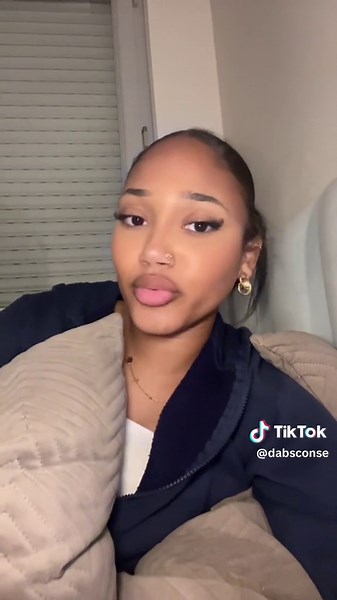 Calculez pas ma tete jai parler rapidement ca ma soulee @𝐄𝐥𝐚’🇨🇺🎀