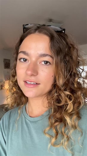 Maisie May | yeah about that | Instagram
