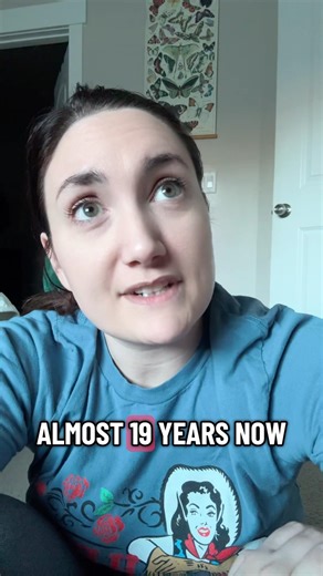 Should you get colored contacts for cosplay? #cosplay #advice