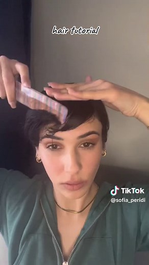 3 εύκολα χτενίσματα για κοντά μαλλιά 🧑🏻‍💼✨ εσάς ποιο από τα τρία είναι το αγαπημένο σας; #shorthair #hairtutorial #shorthairstyles #hairstyles #sofiaperidi #fy #fyp #foryou #foryoupage #χτενισμα #μαλλια #μπεςφοργιουγαμω