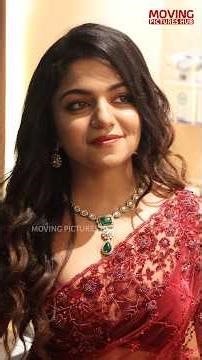 Social media star Hansika Krishna arrived at the inauguration in a glamorous look in a red saree