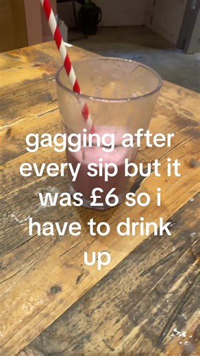 don’t buy the raspberry smoothie expecting it to taste like raspberries bc that was pure pear 👎