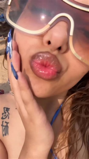 Navya Chaudhary ྀི on Instagram: "pls jus get me the shrimp bro"