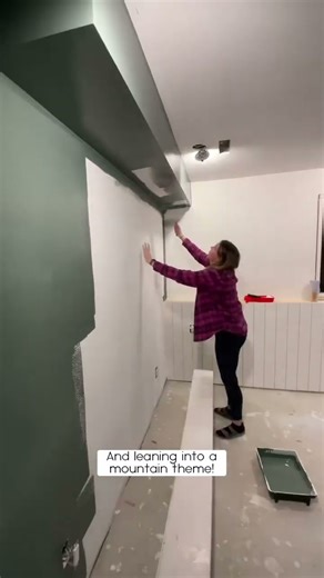 Bold green basement makeover 🌲🏔️