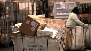 'Busiest time of year': A look inside Oakland's USPS center during the holiday rush