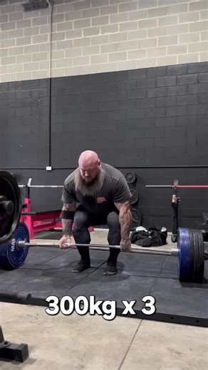 Joseph Whittaker looks to have fully recovered from his bicep tear at Big Dogs 5. This is from today, 300kg x 3. Chasing that elusive 1100kg total at Big Dogs 6 in November | ProRaw Powerlifting
