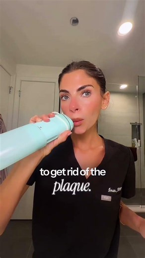 waterpik flosser tips your hygienist actually uses 🦷💦 • sensitive teeth? use warm water instead