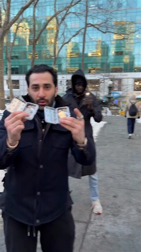 Game of 5 Trax Pack Monte to try and win an ounce of gold. Trax Packs coming soon. TraxNYC.com @westcoastcure_ @jcures #traxnyc #gold | Trax NYC Custom Jewelry