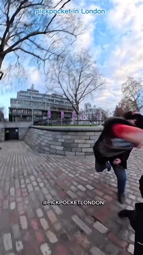 Master the Art of Pickpocketing in 60 Seconds! Ever wondered how pickpockets work? Watch and learn the secrets behind their skills! Comment your thoughts below and share with friends for fun! #Pickpocket #MagicTricks #StreetPerformance #LifeHacks #LearnSomethingNew