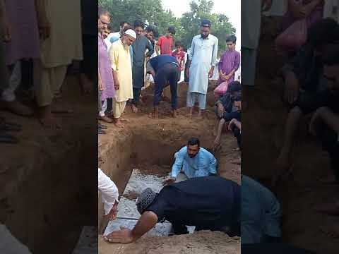 How to buried by Muslim