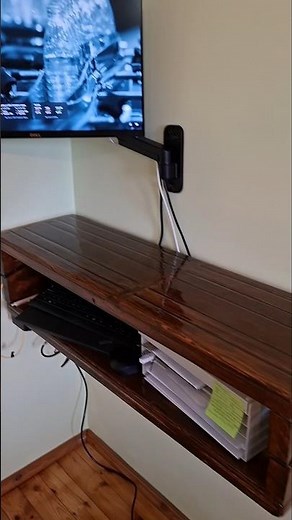 Space-Saving Wall Desk in Action! 🛠️✨