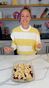 The strawberry dump cake everyone can’t stop making
