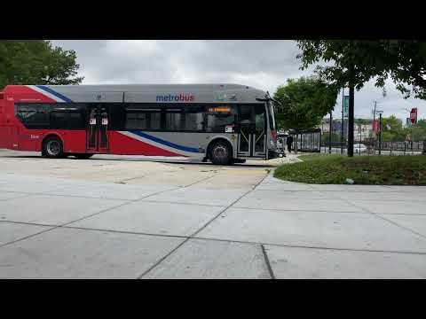 WMATA Metrobus 2012 New Flyer Xcelsior XDE40 #7258 on Route C4