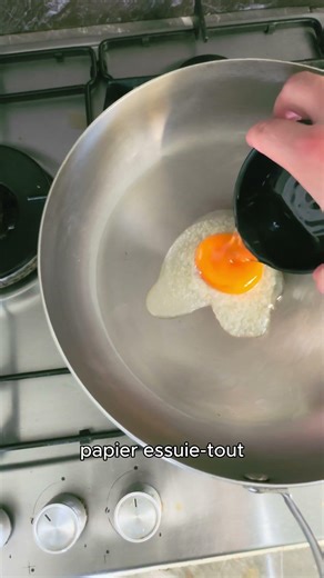 Ton œuf au plat colle toujours en inox ? Voici ton erreur
