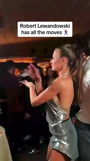 Robert Lewandowski TikTok Dance Evolution: From TikToks to Barber Shops