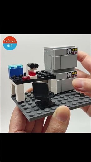 Custom LEGO Lab Set - Cell Culture Incubator