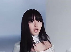 319K views · 15K reactions | BLACKPINK LISA SOLO "ROCKSTAR" SHE ATE AND LEFT NO CRUMBS — Yor Sy | Kpop/Kdrama Life | Facebook