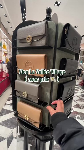 Collaboration Potentielle avec Yves Saint Laurent à La Vallée Village