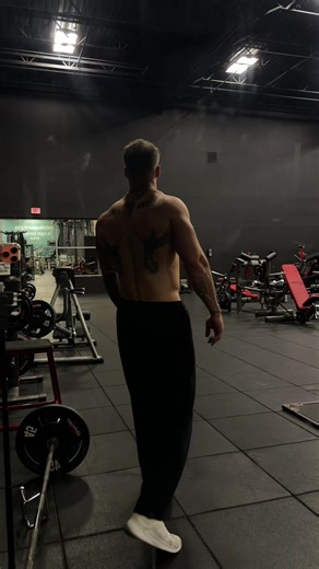 now taking clients for 1 on 1 coaching. if u want to work directly with me sign up with the link in my bio. lets work. #fyp #training #gym