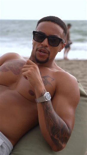 Tristan Yoder | The “Approach Coach” on Instagram: "🚨POWERFUL CONCEPT🚨 Every action you take in the morning is equivalent to a move on the chess board When you wake up and reach for your phone, that’s a move on the board When you go back to bed, that’s a move on the board When you attack the day, that’s a move on the board Treating it like this will give you a perception of new appreciation and power. #chessnotcheckers"