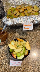 Such a fun tradition we look forward to every year… our Halloween family dinner. Lots of fun ideas and yummy food. | Easy Budget Recipes | Facebook