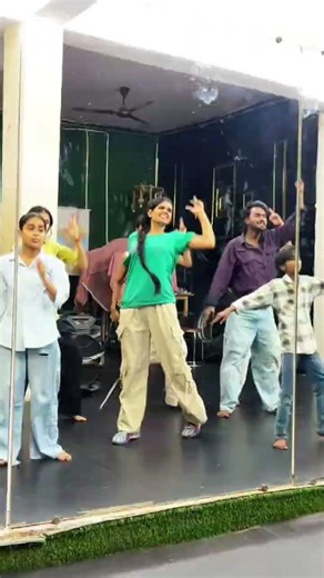 Class time me Chandni rat😉😉|#youtubeshorts #dance #shorts #trending @fdccompany648