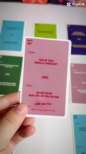 Ngại ngùng trong trò chơi Lời Hay Lẽ Phải