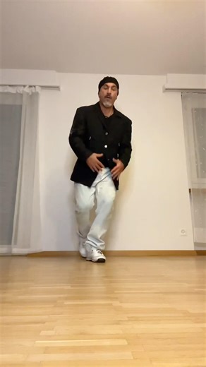 Gypsy Woman (She's Homeless) (La Da Dee La Da Da) [Radio Mix] Crystal Waters #housemusic #oldies #