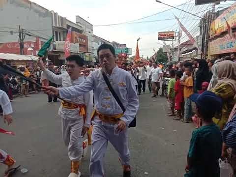 Pawai Perayaan Khai Kwang Kimsin YM. Kongco Hok Tek Ceng Sin di Klenteng Ban Eng Bio Adiwerna Tegal