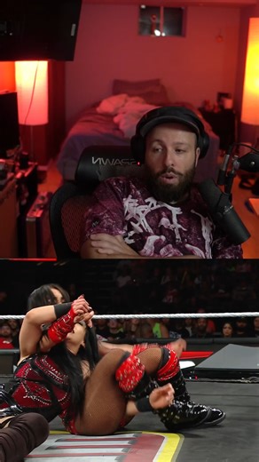 Allenownz on Instagram: "STEPH IS HER #wwe #wweraw"