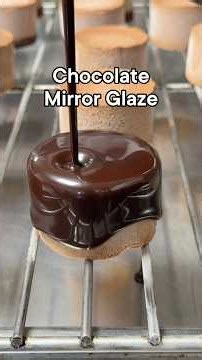 Chocolate Mirror Glaze🍫 Find the recipe on Gronda🙌