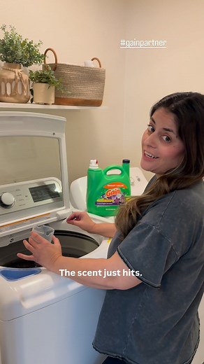 97K views · 12 reactions | #gainpartner Cheer mom life … laundry has officially become a sport! Thankfully, @ilovegain detergent + dryer sheets in Moonlight Breeze keep her uniform smelling fresh and the whole family feeling game day ready 狀 #gamedayready #cheermomlife #freshlaundrywins | Gain | Facebook