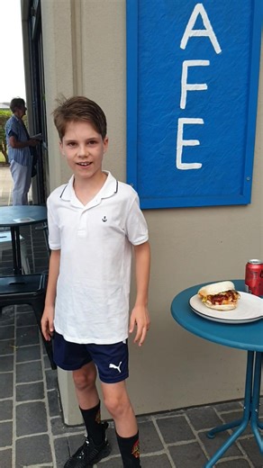 27K views · 448 reactions | 珞珞 #todaysspecial #fortoday #Saturday 8th november #bacondeluxeburger with #acanofsoftdrink  $$ 10 $$  #yesmate #thestackshackrutherford #homeofthetendollarspecial Available until Sold Out 343 New England highway Rutherford 0434006690 | The Stack Shack Rutherford | Facebook