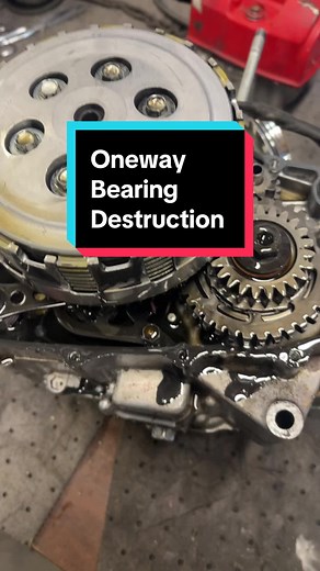 Honda TRX450ER. Honestly, the worst electric start system out there. 😬 Servicing all ##kx250##kx125##cr250##cr125##yz250##yz125##rm250##banshee350##yfz450##yz450f##yz250f##trx450r##crf450r##crf250r##ltr450##rmz450##kfx450r##kx450f##kx250f##z400##4stroke##2stroke##dirtbikes##yfz450r##trx450er##motorcycle##raptor700##atv##dirtbike
