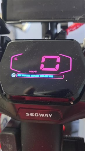 Explore the Segway Ninebot ZT3 Pro Display Features