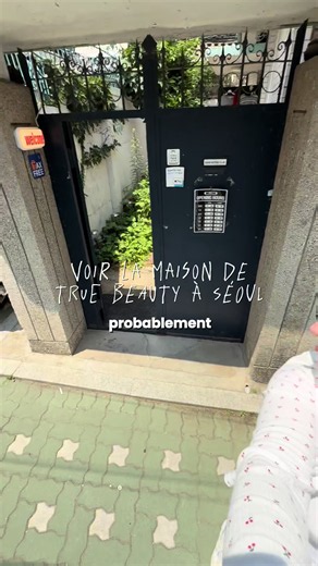 Lieu emblématique de K-drama à Bukchon-ro Seoul — Adresse 32-4 Bukchon-ro 6-gil