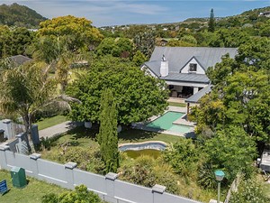 R 4 150 000 | 5 Bedroom House in The Village | Private Property