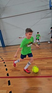 22K views · 336 reactions | Saint Maximin - Stepover level 2 Ruszyła maszyna  #dribblecamp | Trener Dryblingu Piłkarskiego - Piotr "Olo" Oleksik | Facebook