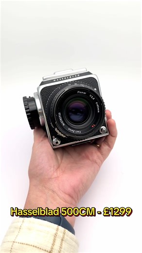 Five new items added to our website! Hey folks, if you subscribe to our newsletter you'll already be aware that we have just listed dozens of stunning items onto our website. We've got TLRs, SLRs, rangefinders, lenses, folding cameras and more. Head over to the link in our bio now to see what's on offer!! #vintagecamera #filmcamera #filmphotograpy #retrocamera #shootfilm