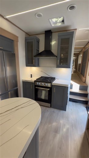 2026 Redwood 412GK | Luxury RV | 3 Minute Sneak Peek #redwood #rvtour | The RV Hunter