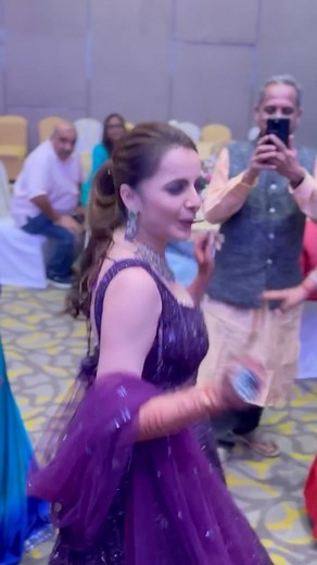 2.9M views · 10K reactions | Creating magic for Shrenu Parikh & Akshay Mhatre’s Sangeet with Stunning hairstyle by Shine Janarthanan. @shrenuparikhofficial @shinejanarthanan Hair by: @shinejanarthanan #shrenuparikh #shrenuparikhofficial #hairstyle #sangeetlook #sangeethairstyle #weddinghair #weddinghairstyles #makeupartist #hairstylist #weddinghairstylist #bridalhairstylistinlagos #shrenuparikh11 #viralreels #weddingseason | Time Machine Salon | Facebook