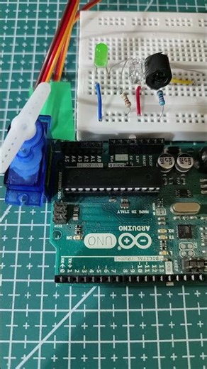 ¡LATENCIA CERO! ⚡️ IR + SERVO