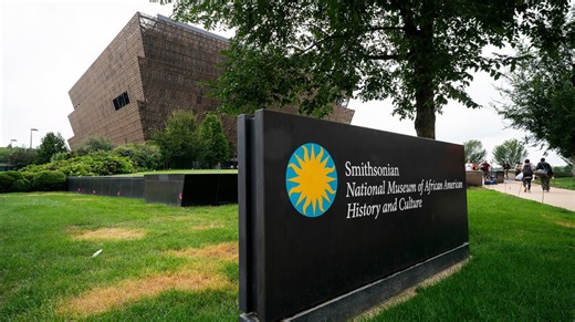 Smithsonian says it can stay open through at least Monday in event of shutdown