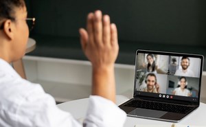 Microsoft Teams añadirá traducción en tiempo real con IA para que usuarios hablen en nueve idiomas