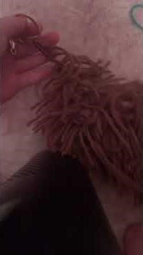 Yarn tail tutorial INTRO!