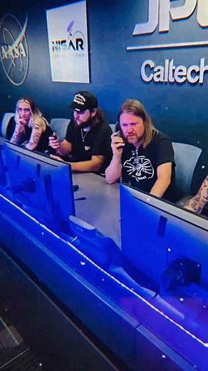 One giant leap for Rock n Roll… thanks to @joby we had the most mind bending time touring backstage @nasa @nasajpl in California. Words cannot express the fascinating and humbling work that goes on here. Truly out of this world! 🛸🛸🛸 what a privilege thanks @joby 🙏❤️ | Band of Skulls