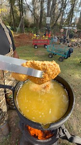 550K views · 10K reactions | Getting it in the old school way ‼️鸞鸞 | Bernard Hardison | Facebook