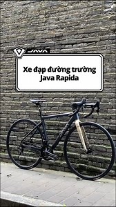 Bạn đam mê tốc độ, thích cảm giác làm chủ những khúc cua gắt và chinh phục từng cung đường xa? Nhưng đồng thời, bạn cũng dành trọn sự yêu thích cho thiết kế tinh gọn, cân đối và đầy tinh tế? 💗 JAVA Rapida chính là lựa chọn lý tưởng dành cho bạn – một chiếc road bike mang trong mình hiệu suất đua ấn tượng, kết hợp với phong cách tối giản hiện đại. 👉 Nếu Rapida khiến bạn thấy tim mình tăng tốc, đừng ngần ngại liên hệ Java để được tư vấn chi tiết nhé! #JavaBikeVietnam #xedapduongtruong #JavaRapid