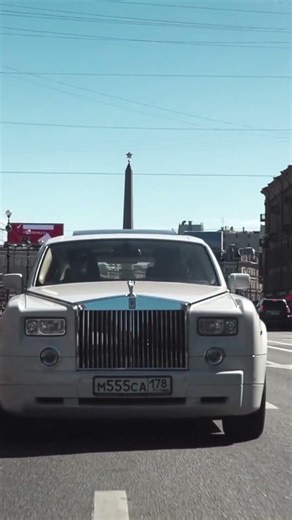 Rolls-Royce Secret Umbrella System 🤯 | Insane Engineering Explained